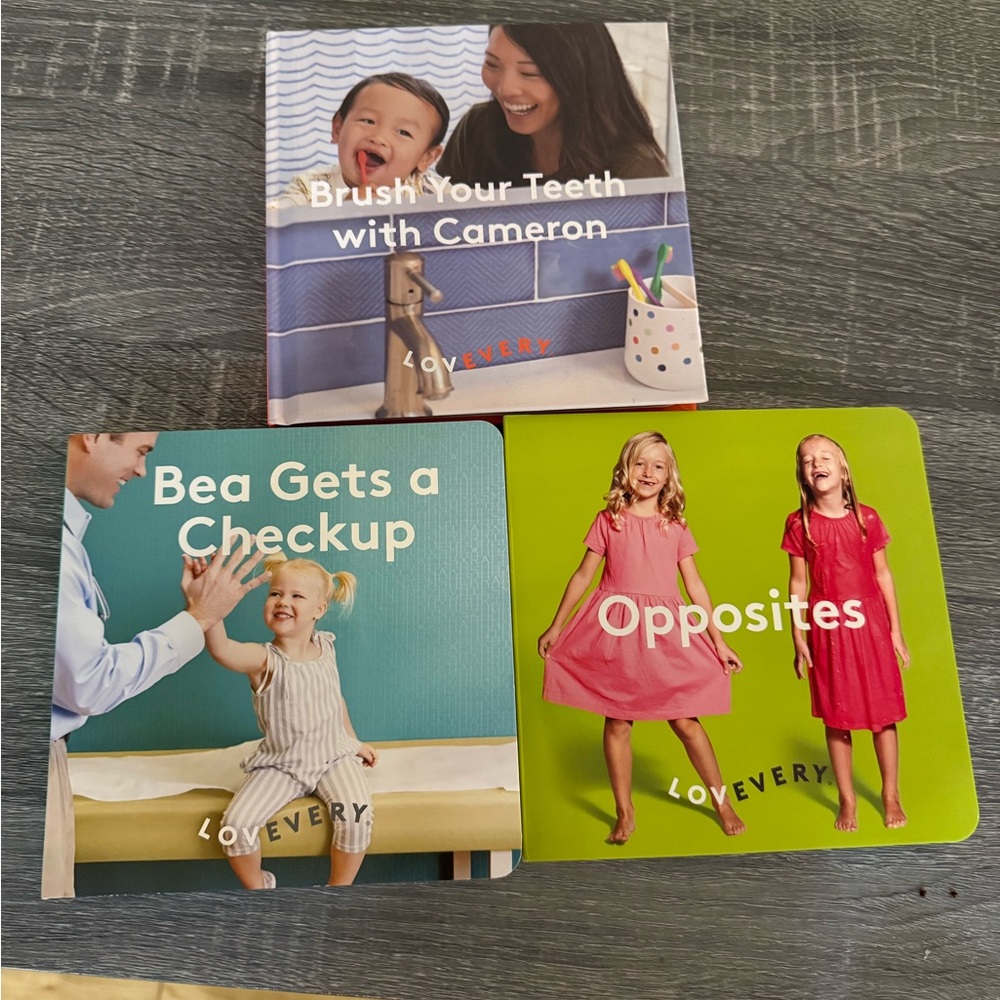 Lovevery Kids Learning Book Set- multiple books for ages 17-18 months